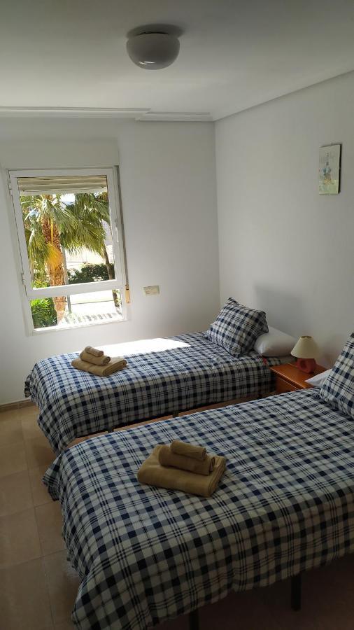 Habitaciones En Frente Del Puerto Almeria Exterior photo