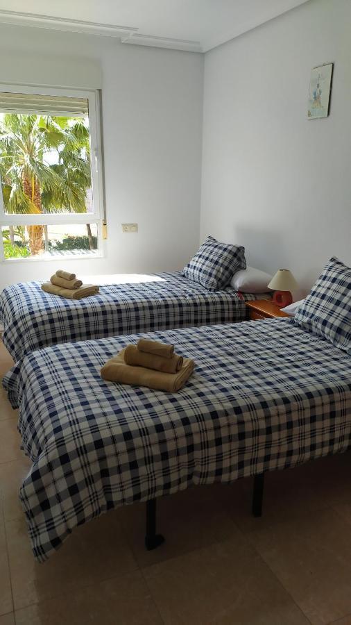 Habitaciones En Frente Del Puerto Almeria Exterior photo