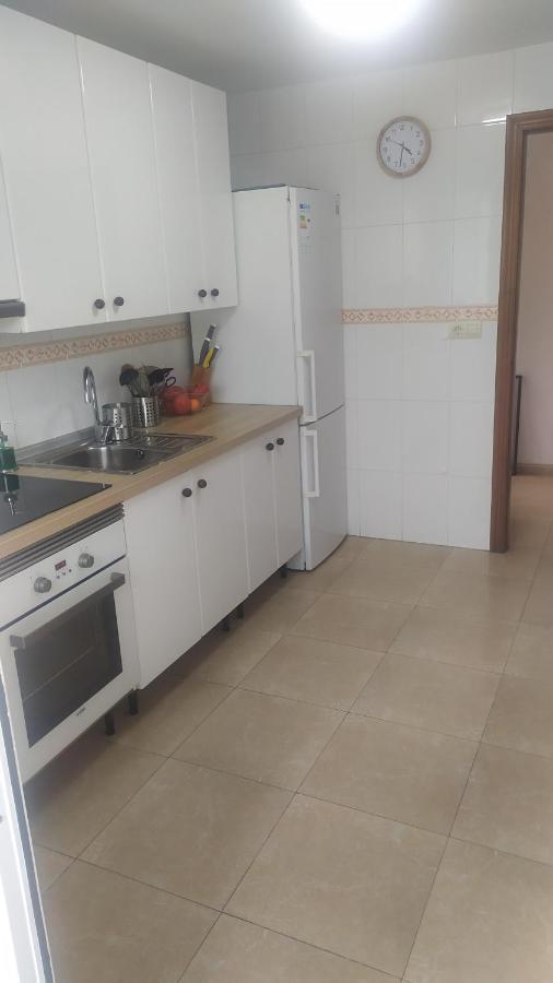 Habitaciones En Frente Del Puerto Almeria Exterior photo